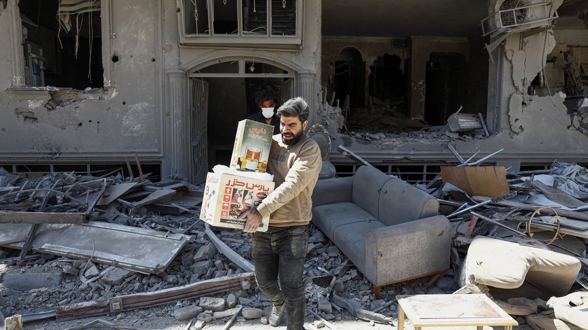 Írán pod hrozbou invaze: Čeho by Trump (ne)dosáhl výpadem na klíčový ostrov